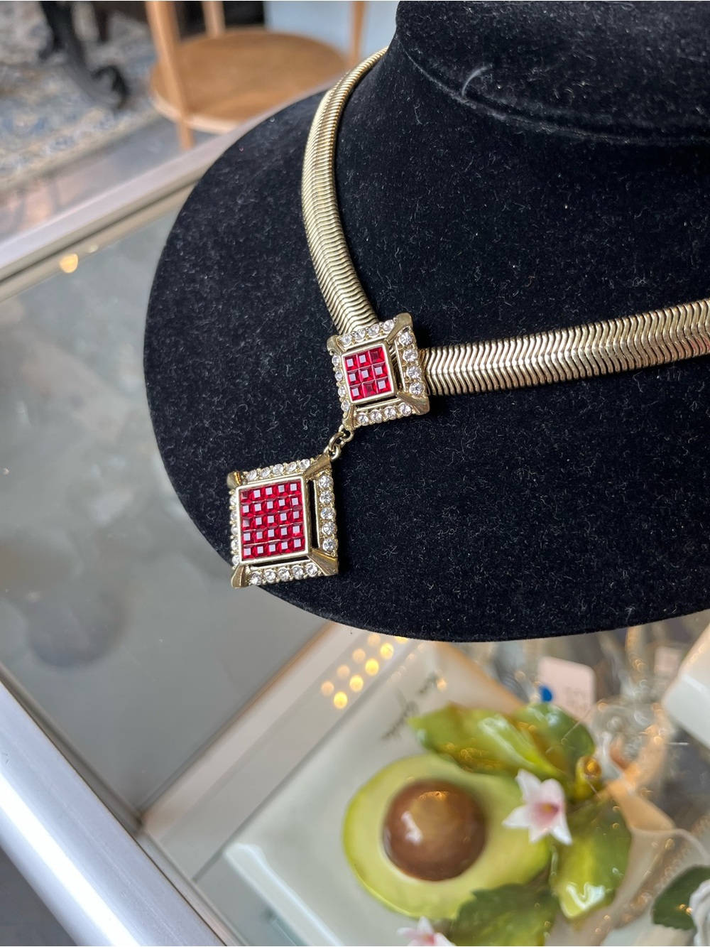 Heidi Daus “Spectacular Setting” Statement Necklace - Picture 3 of 5